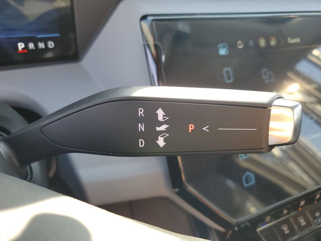 New 2027 Chevrolet Bolt RS w/ Technology Package FWD image 26