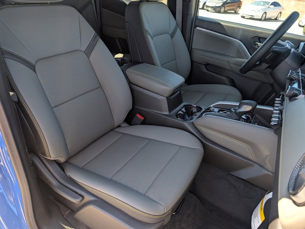 New 2026 Chevrolet Colorado ZR2 w/ Technology Package image 12