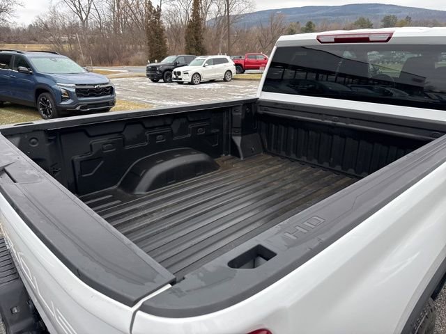 Used 2025 Chevrolet Silverado 2500 Custom w/ Custom Value Package image 41