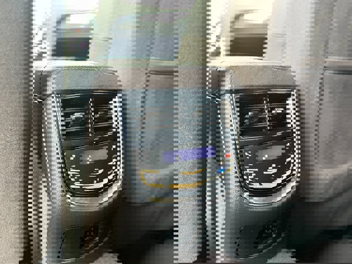 Used 2018 Cadillac CTS V w/ Carbon Fiber Package image 41