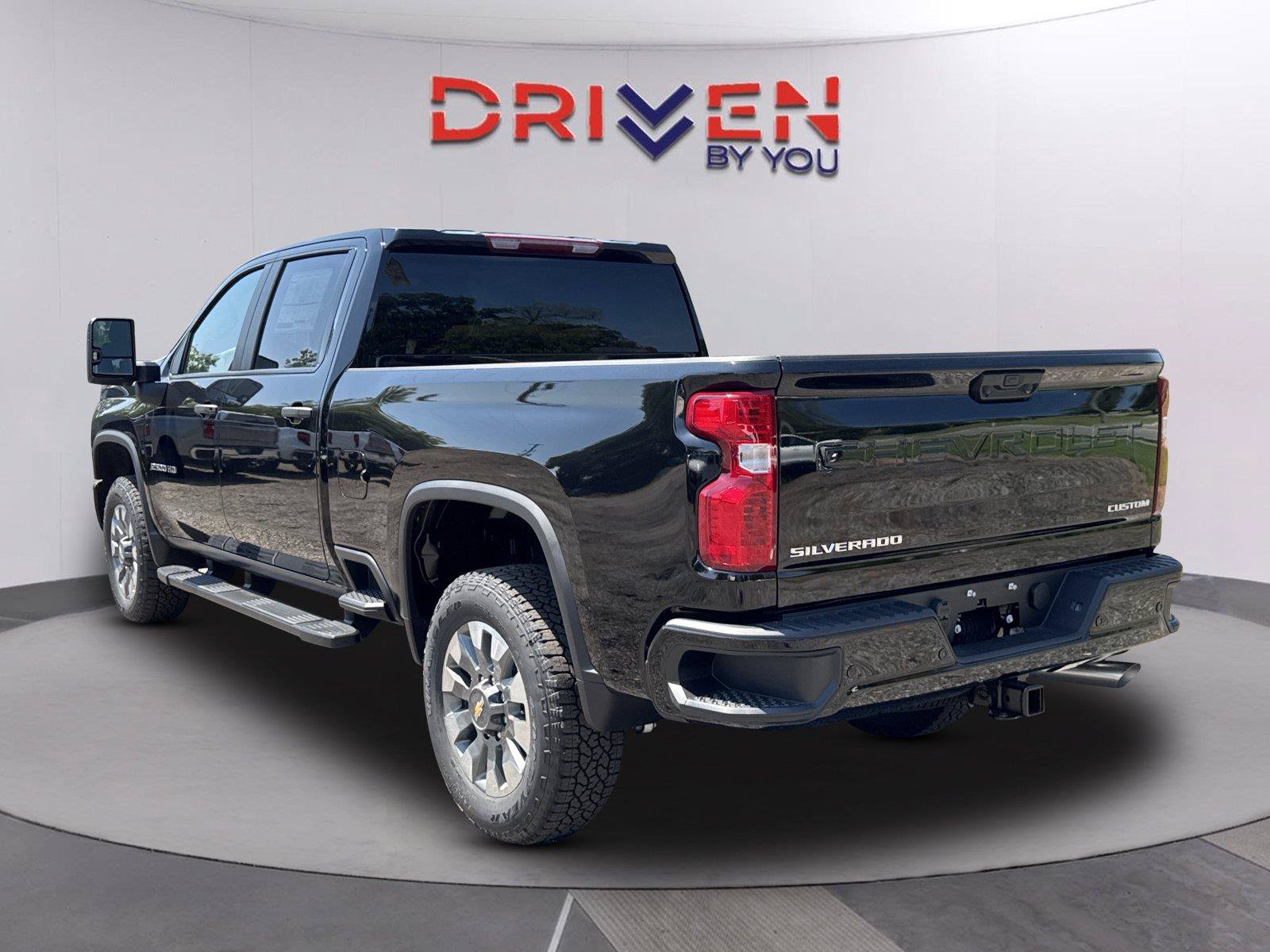 New 2026 Chevrolet Silverado 2500 Custom w/ Custom Value Package AWD/4WD image 6
