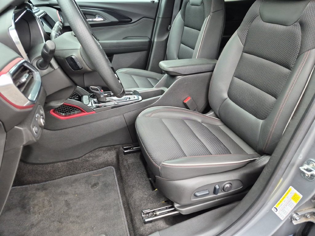 Certified 2023 Chevrolet TrailBlazer RS w/ Convenience Package AWD/4WD image 14