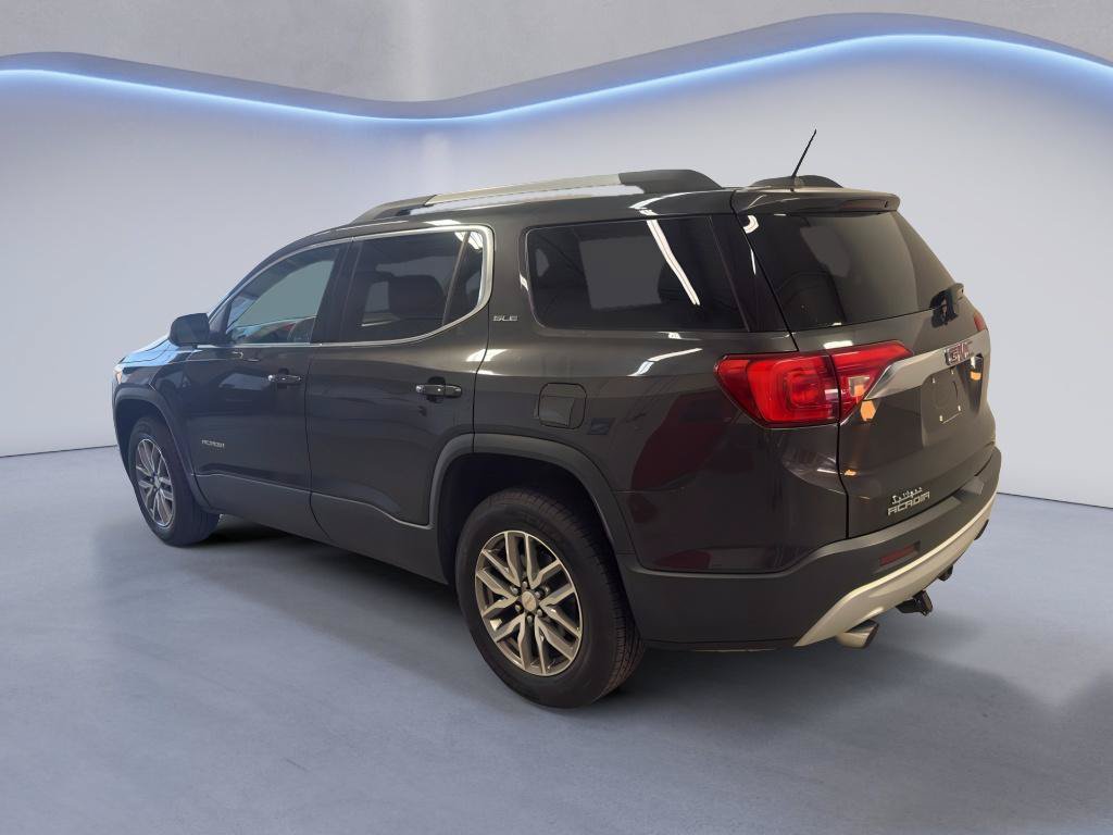 Used 2017 GMC Acadia SLE AWD/4WD image 5