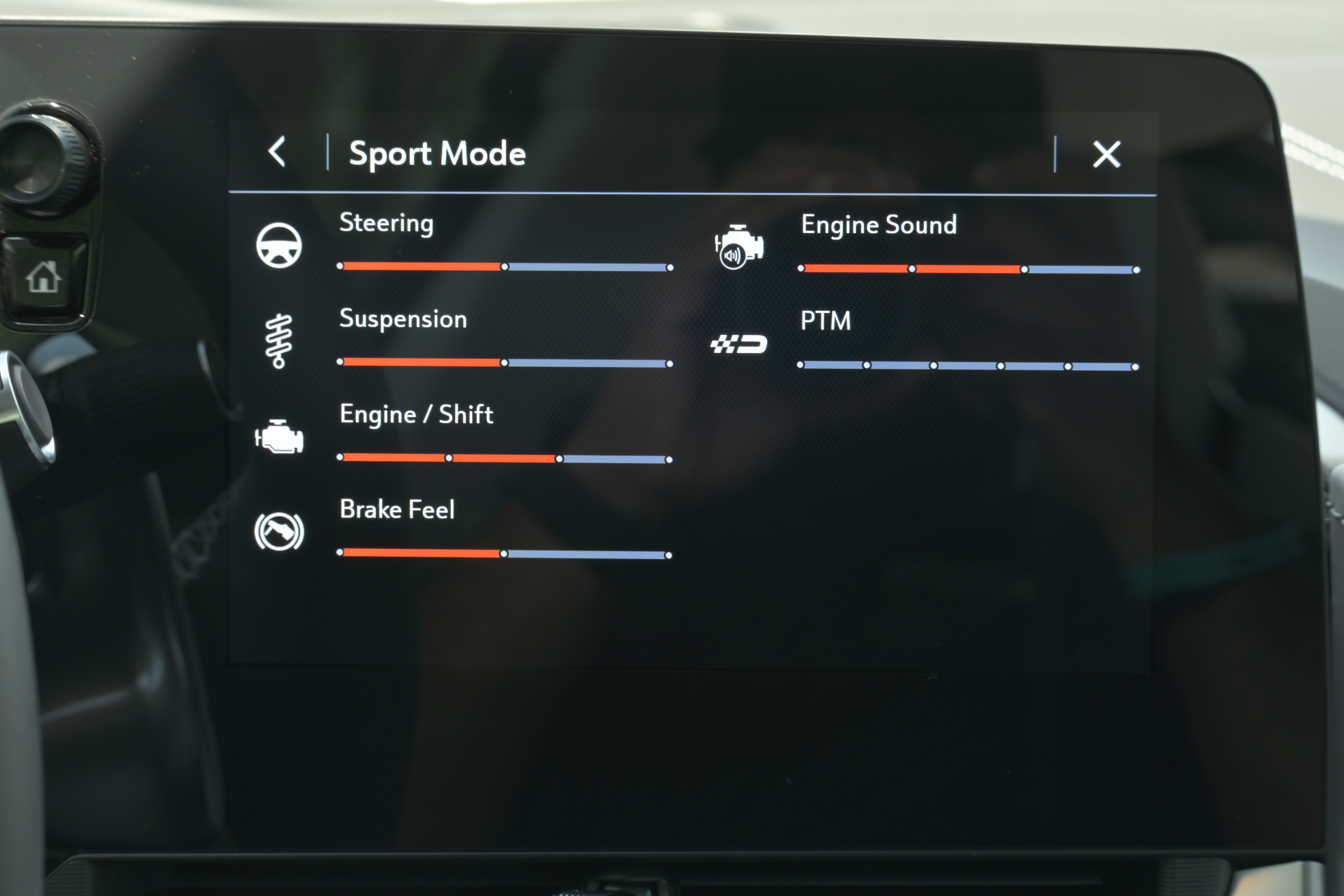 Used 2023 Chevrolet Corvette Stingray Premium Cpe w/ Z51 Performance Package RWD image 17