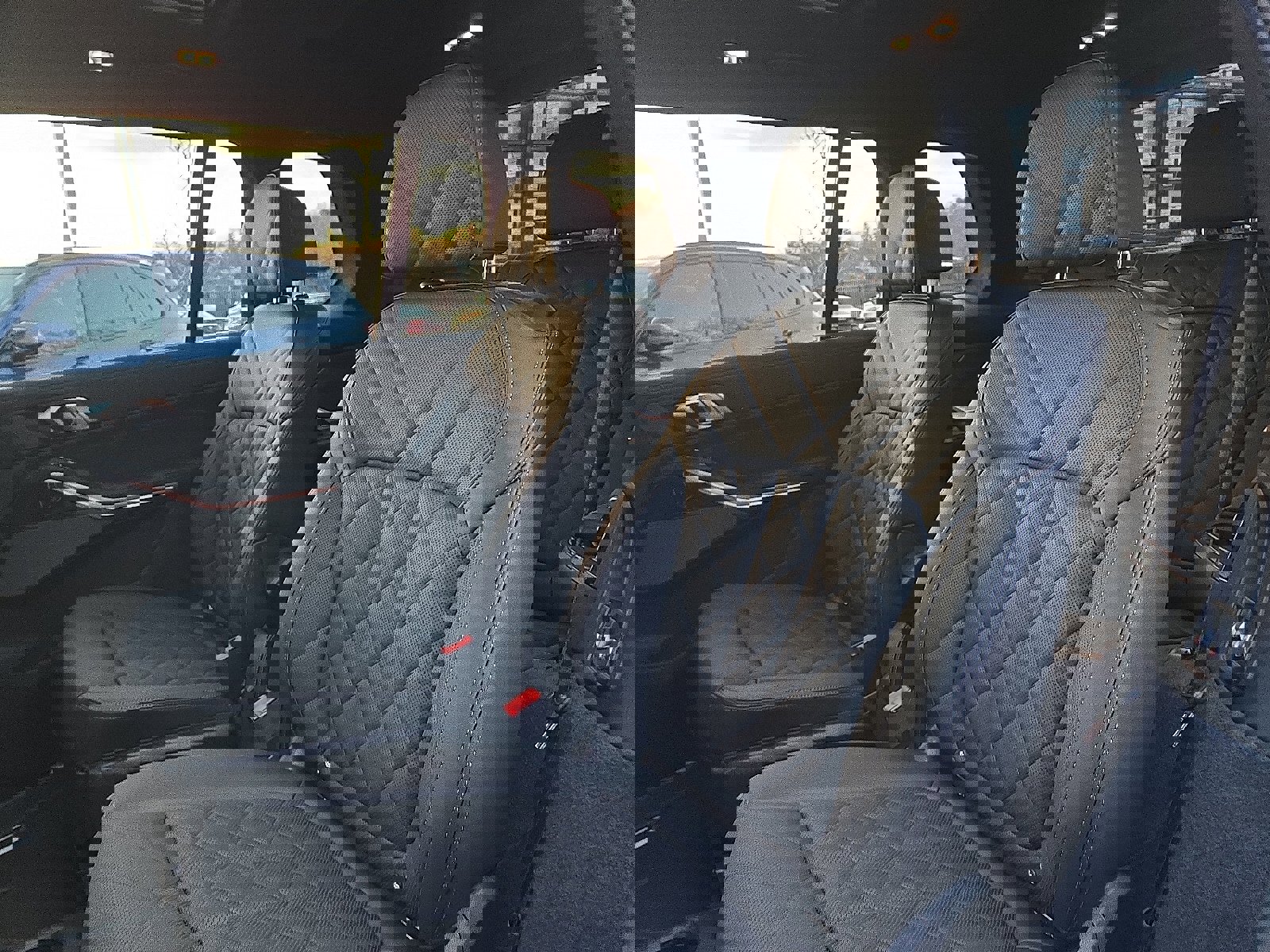 Certified 2025 BMW X7 xDrive40i w/ M Sport Package image 10