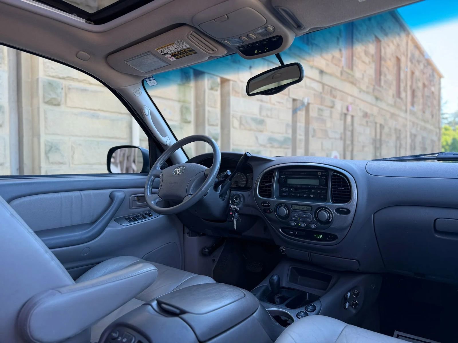 Used 2003 Toyota Sequoia Limited AWD/4WD image 14