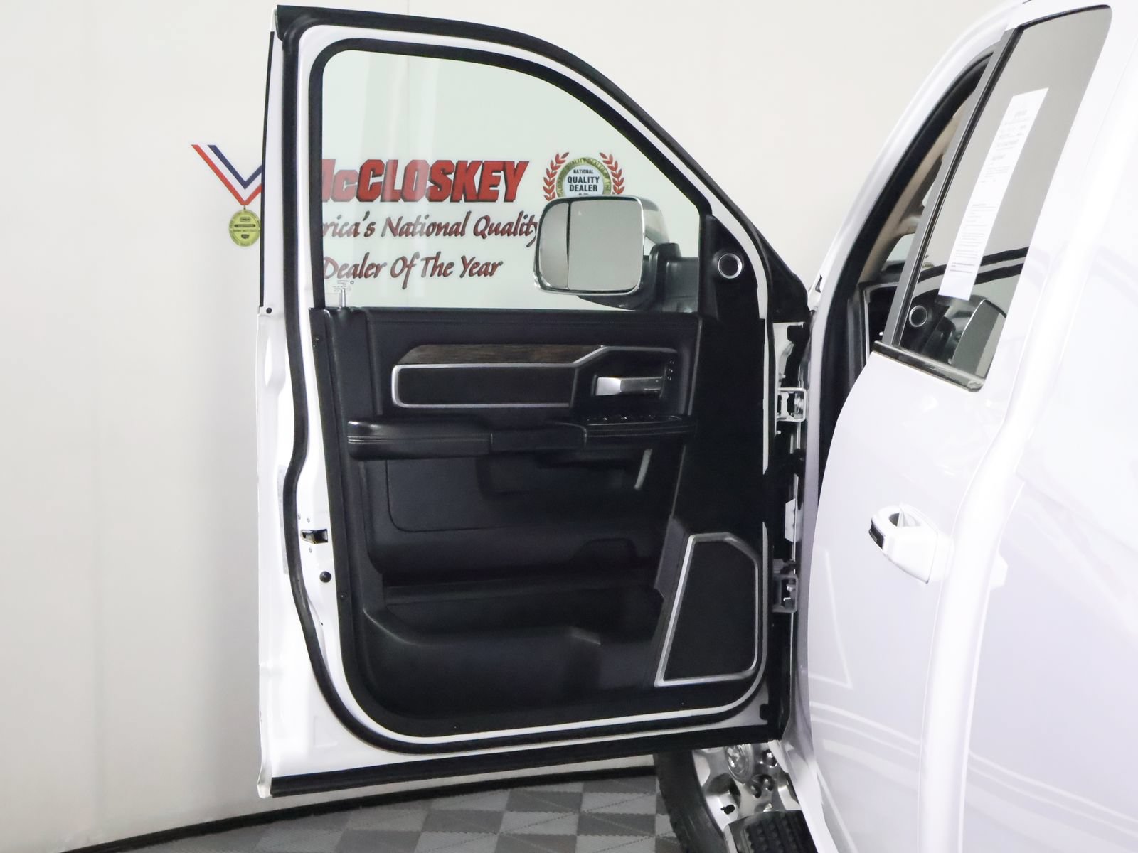 Used 2020 RAM 2500 Laramie AWD/4WD image 37