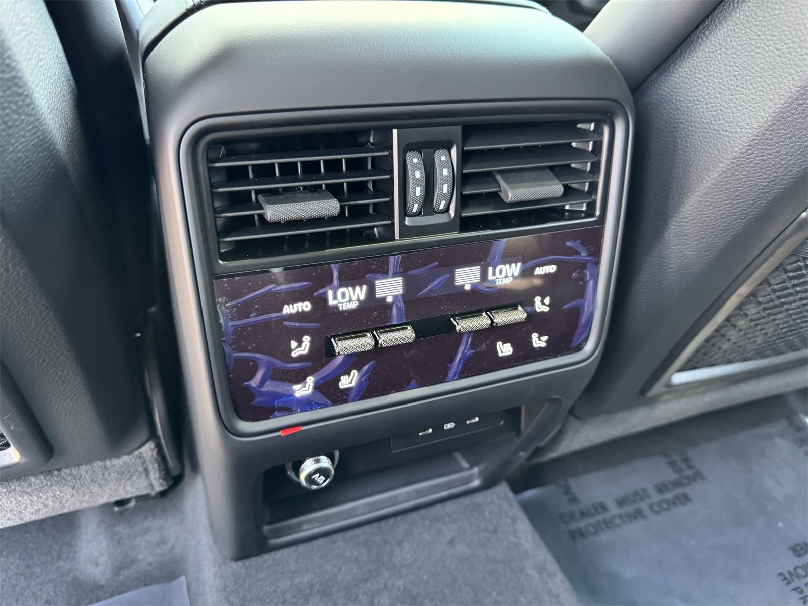 New 2025 Porsche Cayenne Turbo image 16