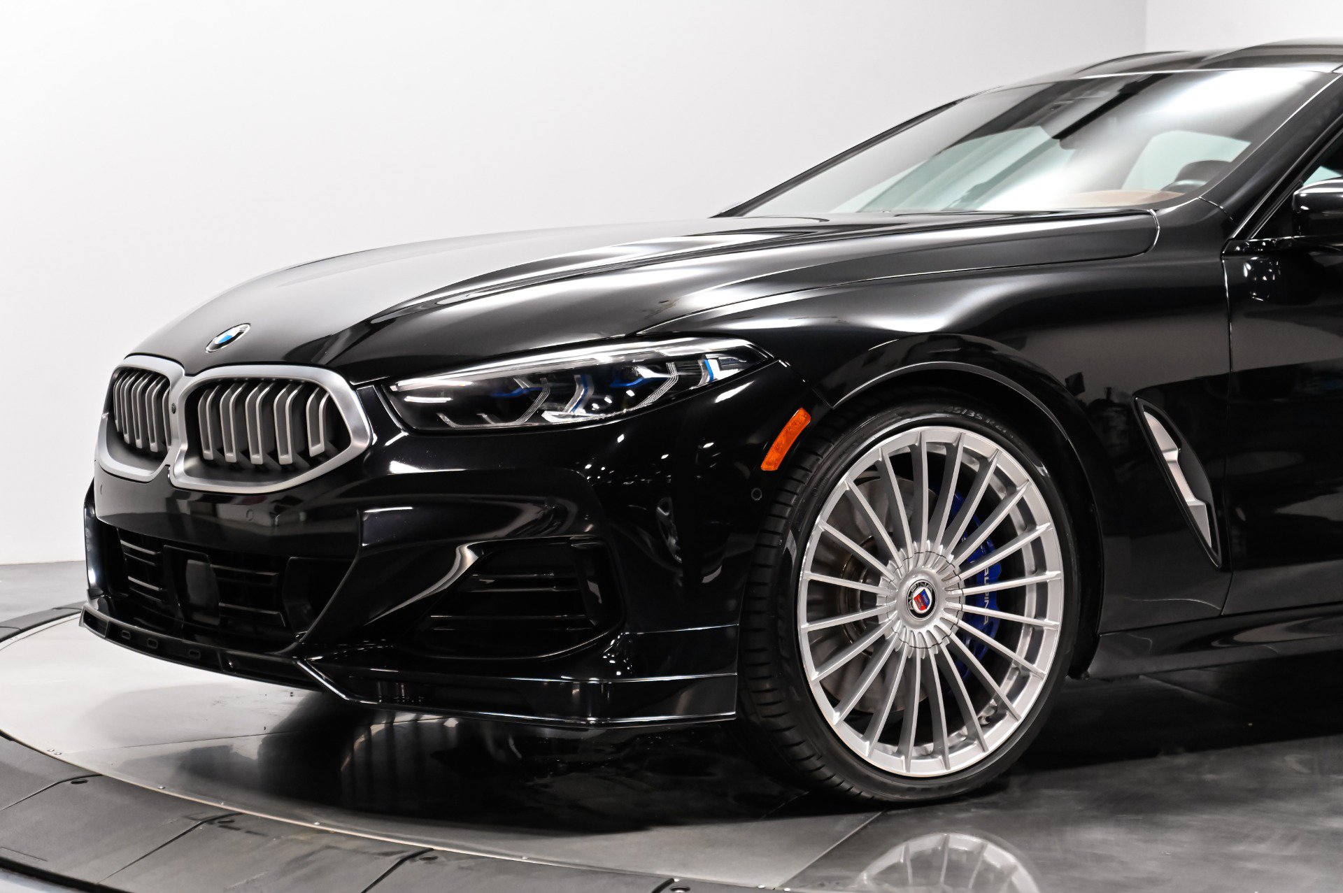 Used 2023 BMW ALPINA B8 xDrive Gran Coupe AWD/4WD image 10