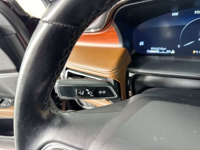 Used 2023 Lincoln Nautilus Reserve AWD/4WD image 15