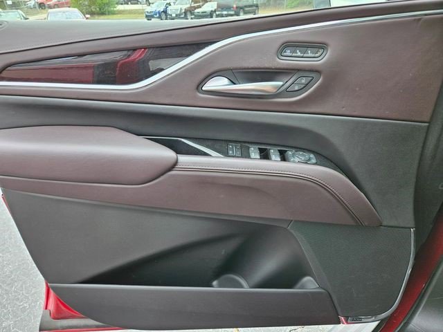 Certified 2022 Cadillac Escalade Premium Luxury Platinum w/ Heavy-Duty Trailer Package AWD/4WD image 29