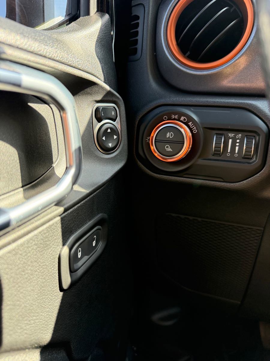 Used 2021 Jeep Gladiator Mojave image 27