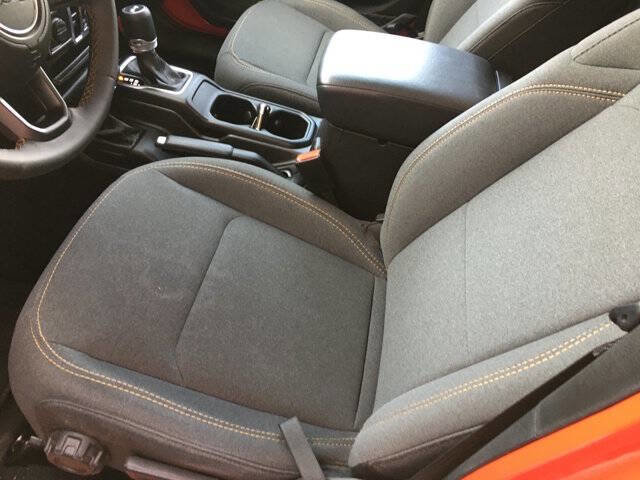 Used 2024 Jeep Wrangler Unlimited Sport image 23