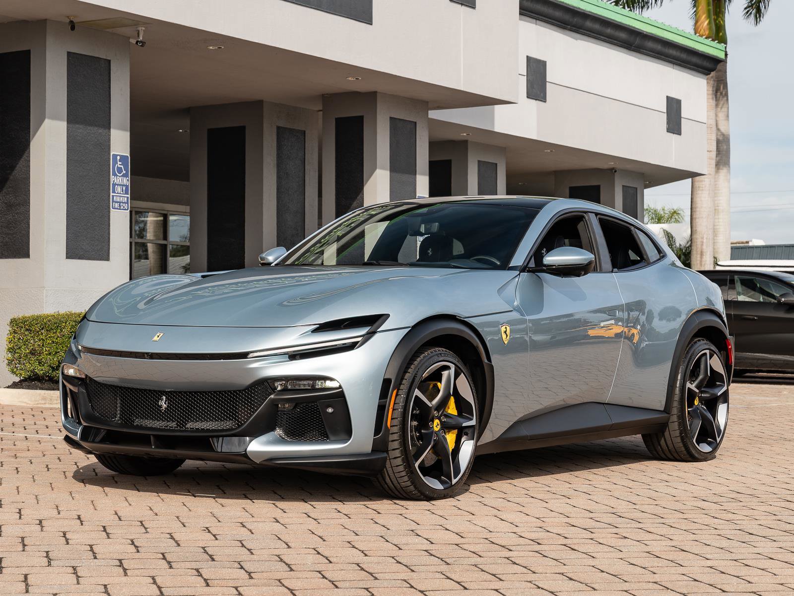 Used 2025 Ferrari Purosangue image 21