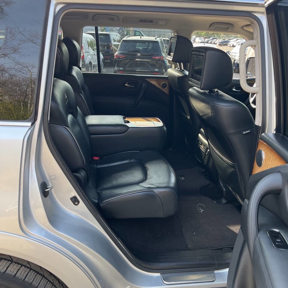 Used 2012 INFINITI QX56 2WD w/ Theater Pkg image 12