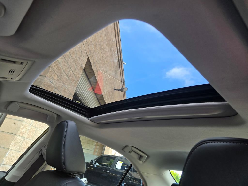 Used 2015 Lexus IS 250 w/ Navigation System Package RWD image 19