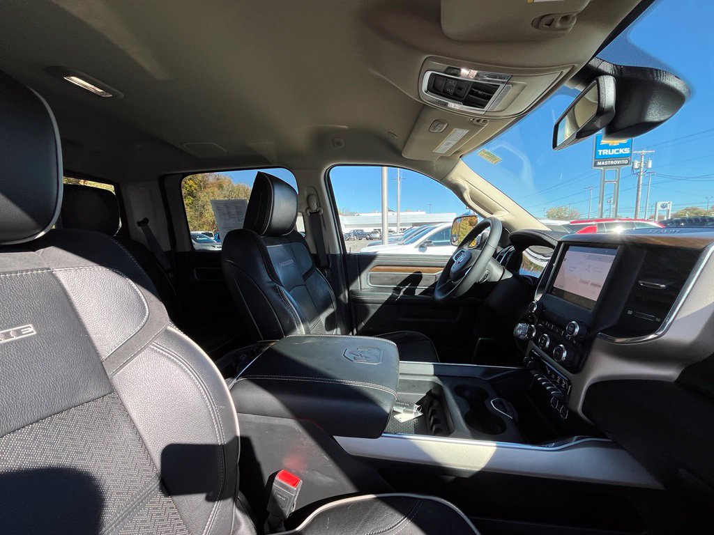 Used 2022 RAM 2500 Laramie AWD/4WD image 17
