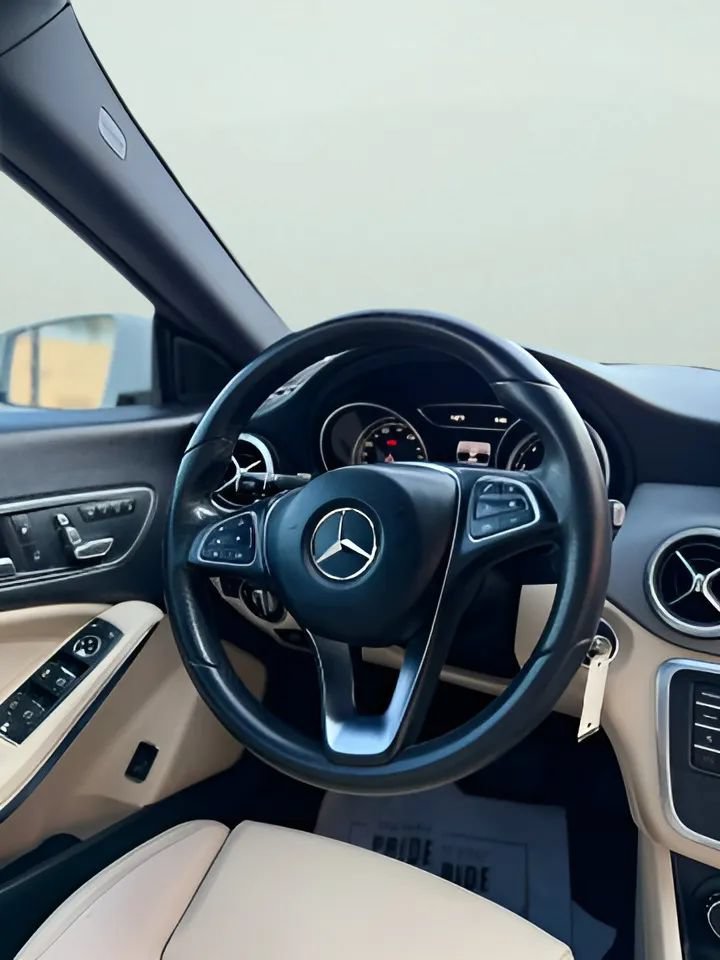 Used 2017 Mercedes-Benz CLA 250 image 23
