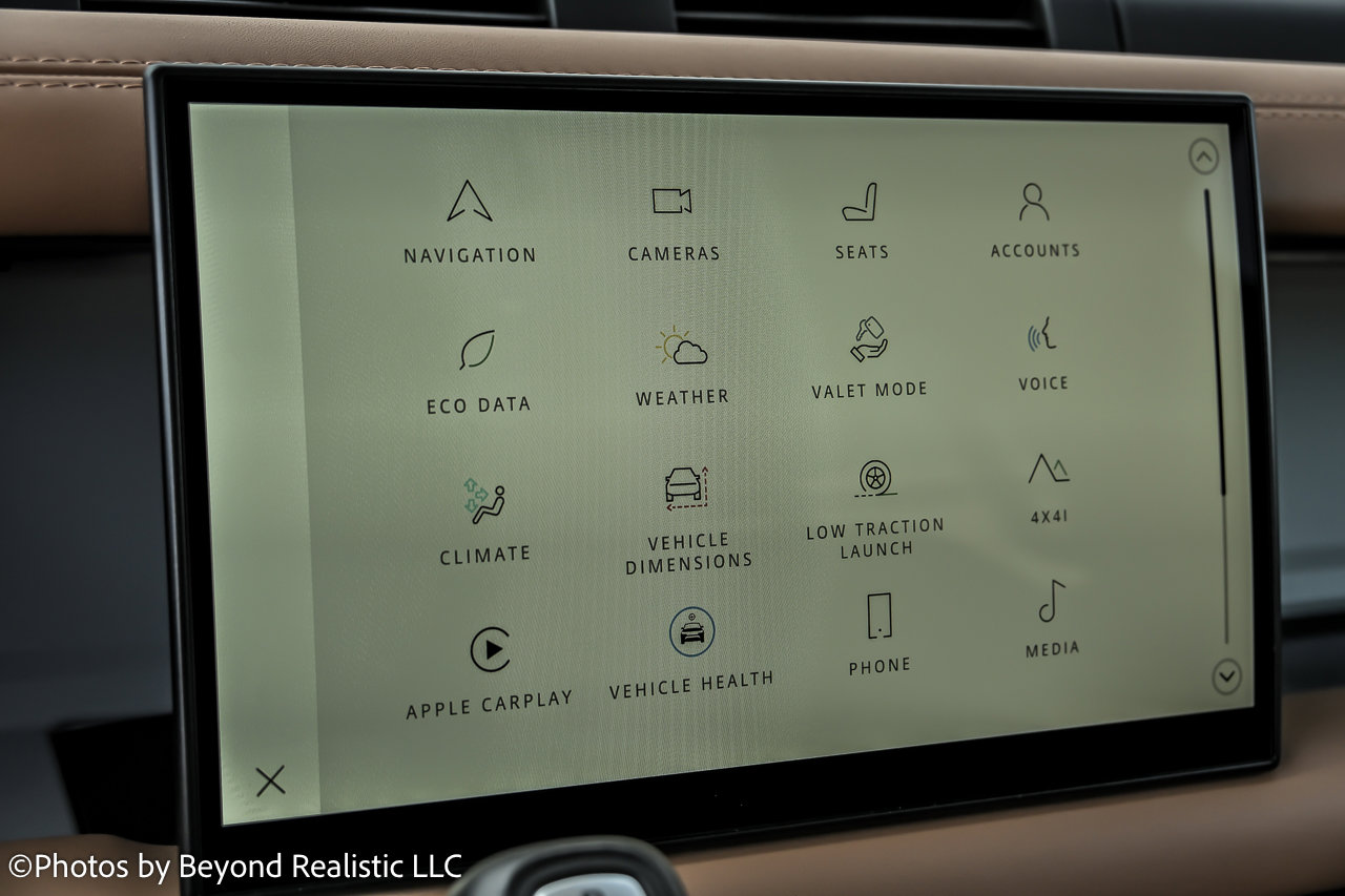 Used 2023 Land Rover Defender 130 SE image 41