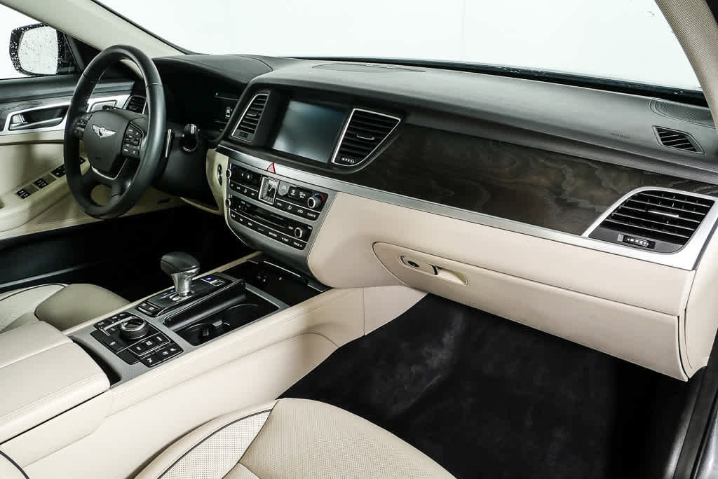 Used 2018 Genesis G80 3.8 w/ Option Group 03 image 25