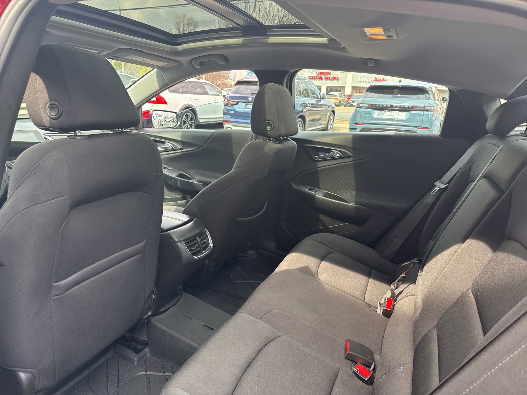 Used 2021 Chevrolet Malibu LT image 18