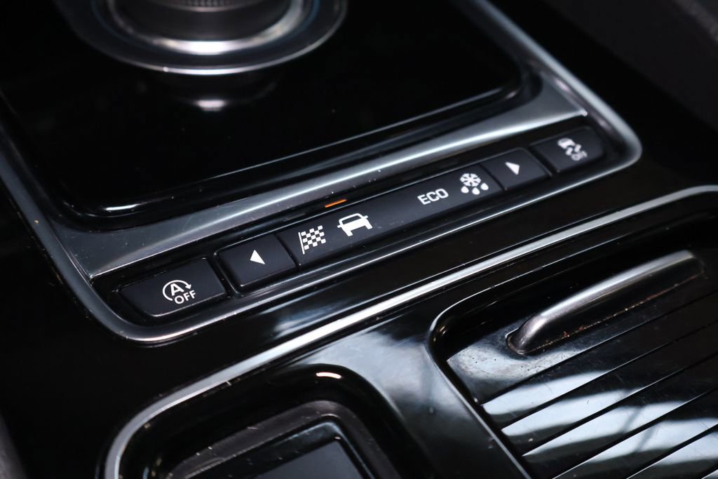 Used 2020 Jaguar F-PACE Premium AWD/4WD image 37