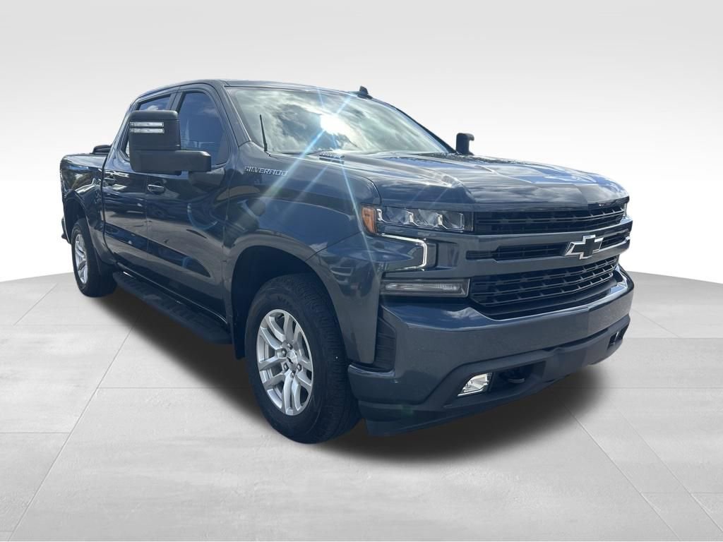 Used 2022 Chevrolet Silverado 1500 RST image 2