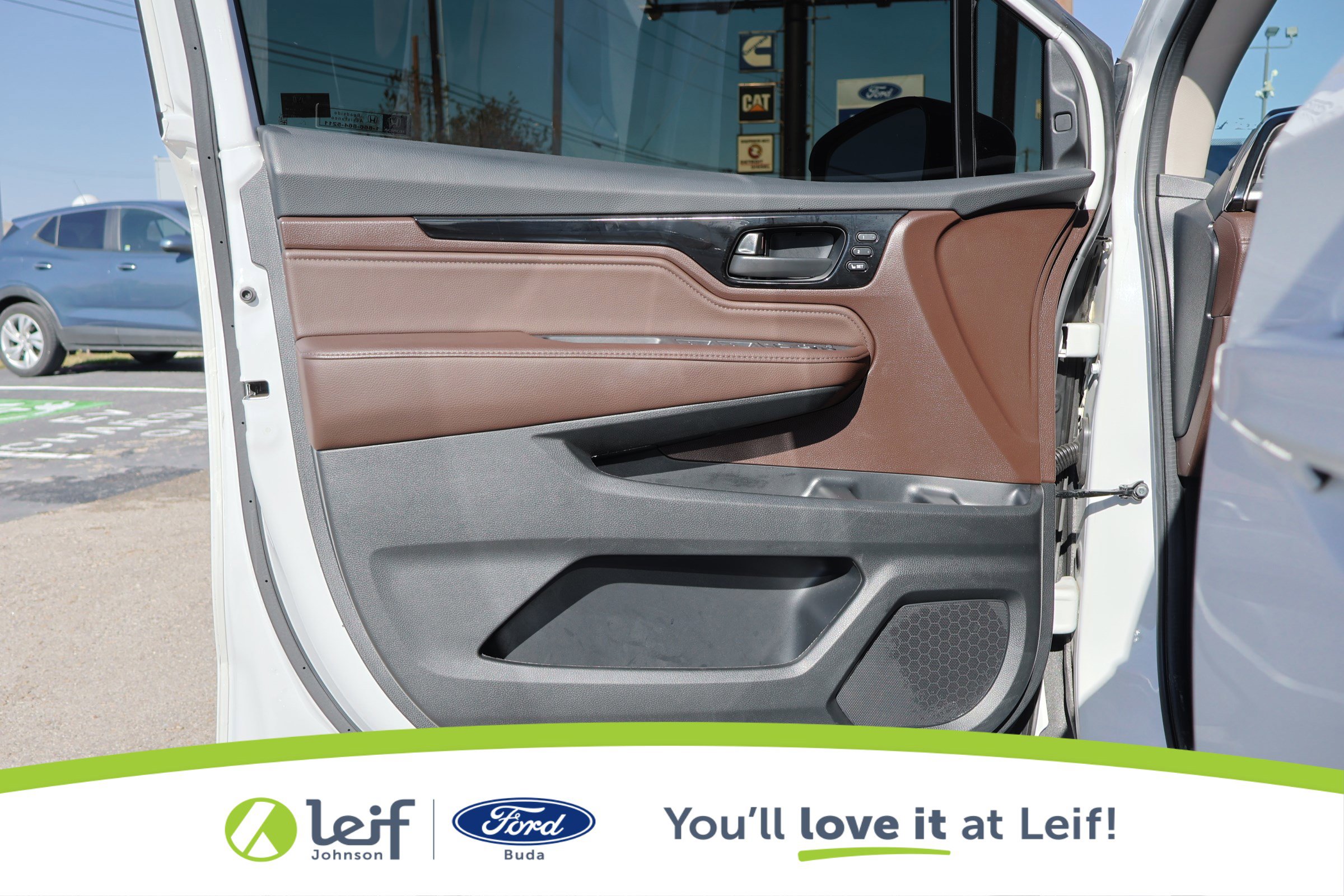 Used 2025 Honda Odyssey Touring image 12