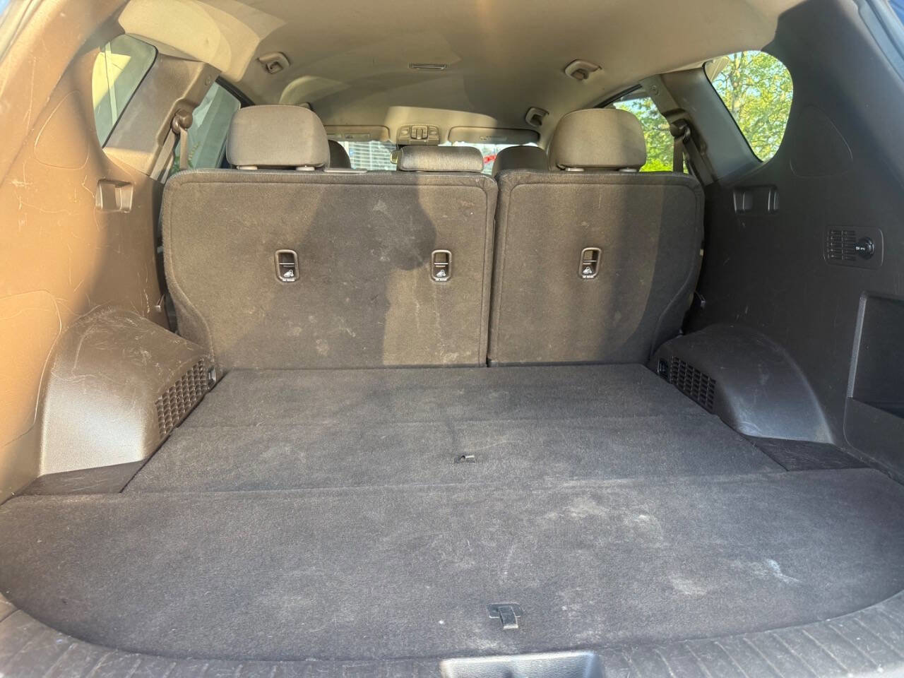 Used 2019 Hyundai Santa Fe SE AWD/4WD image 13