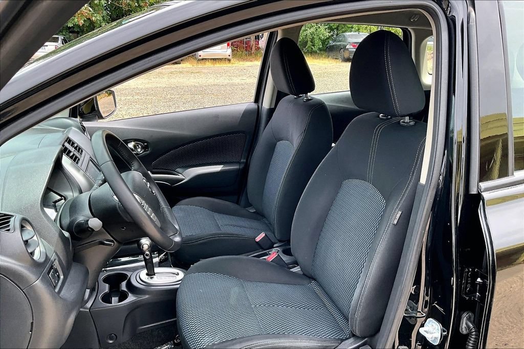 Used 2019 Nissan Versa Note SV FWD image 8