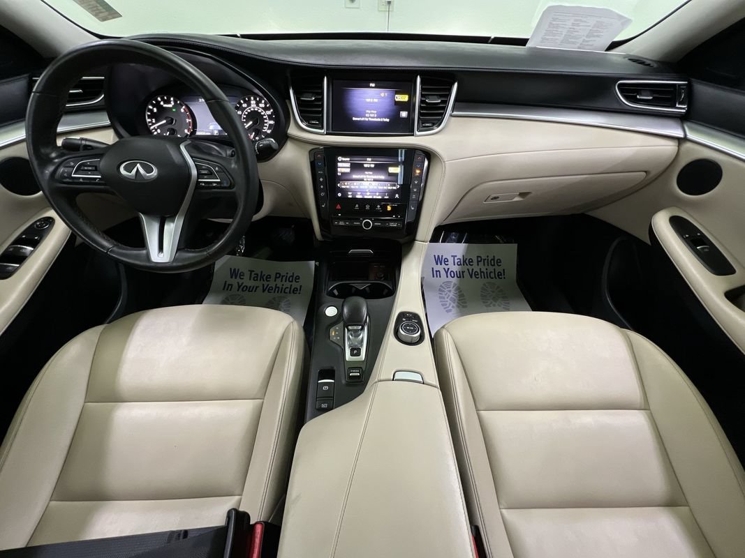 Used 2021 INFINITI QX50 Luxe FWD image 17