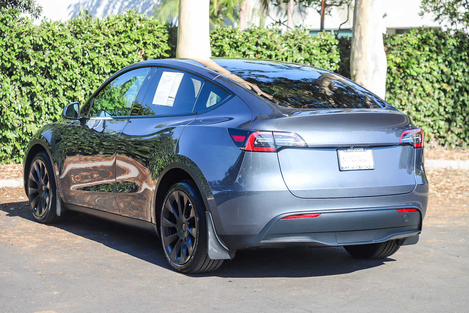 Used 2023 Tesla Model Y Long Range AWD/4WD image 7