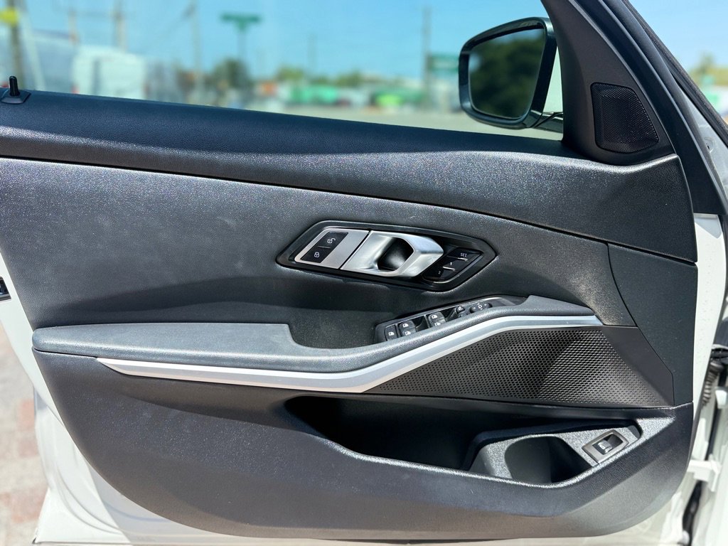 Used 2020 BMW 330i SPORT w/ Driving Assistance Package image 35