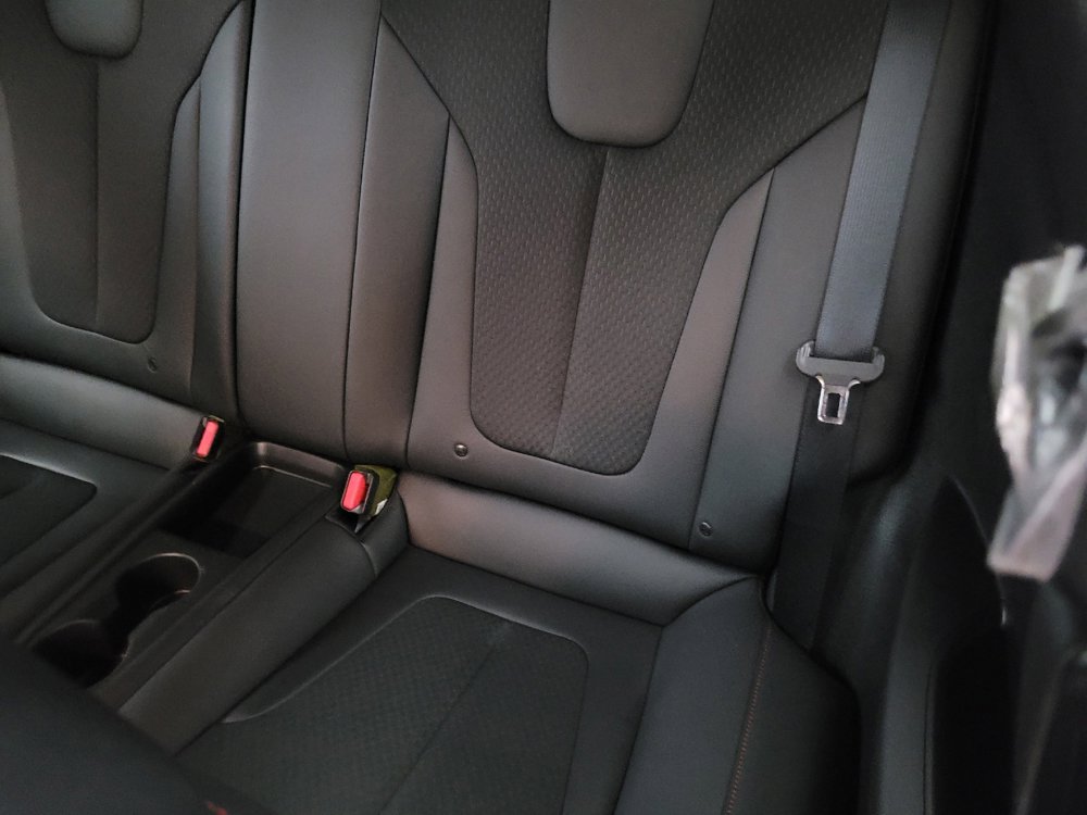 Used 2021 Hyundai Veloster Turbo image 18