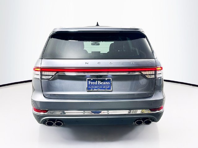 Certified 2022 Lincoln Aviator Reserve w/ Elements Package Plus AWD/4WD image 9