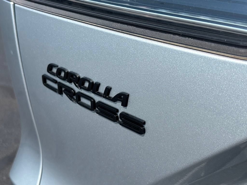 Used 2026 Toyota Corolla Cross XLE w/ Convenience Package FWD image 35