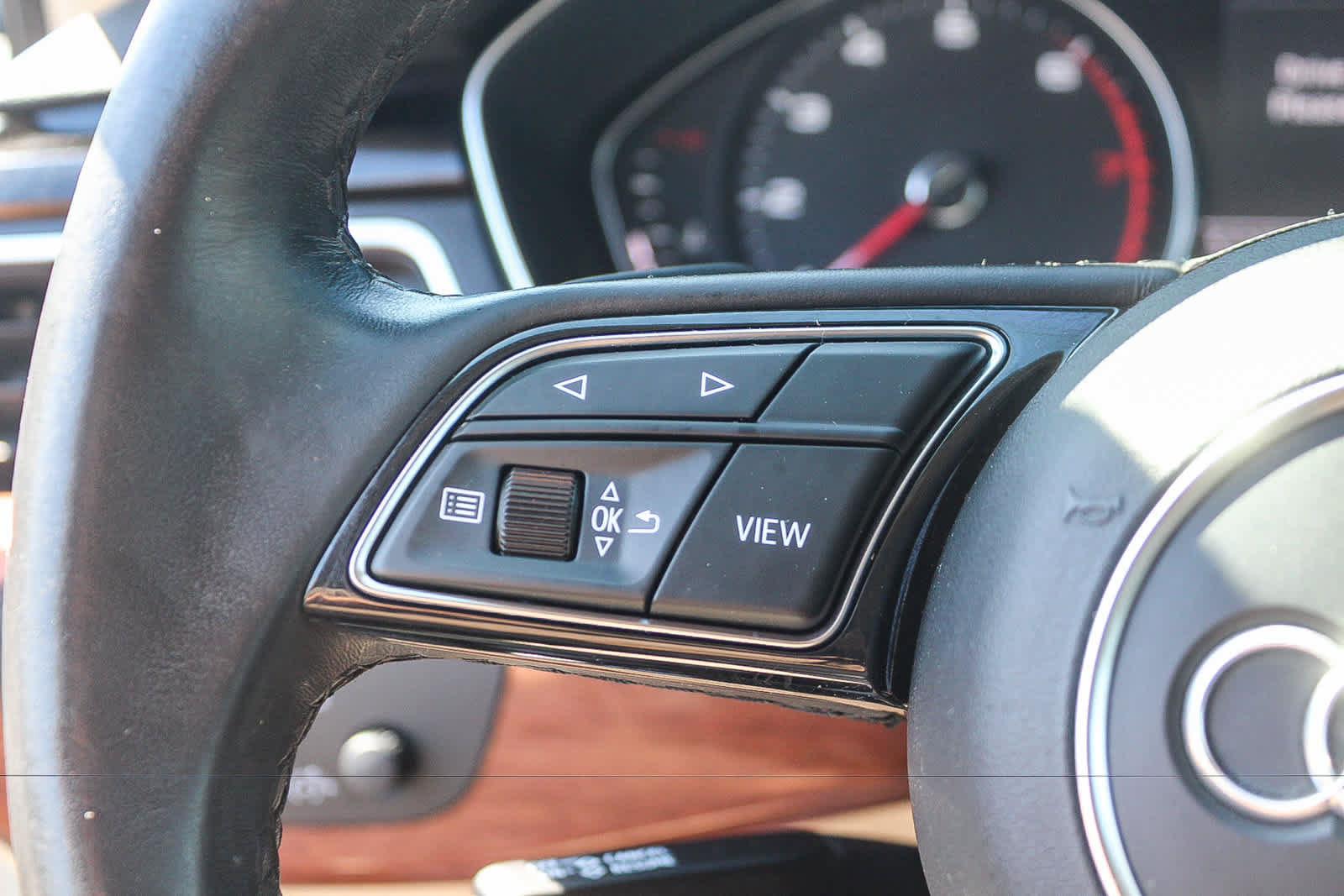Used 2022 Audi A4 2.0T Premium AWD/4WD image 29