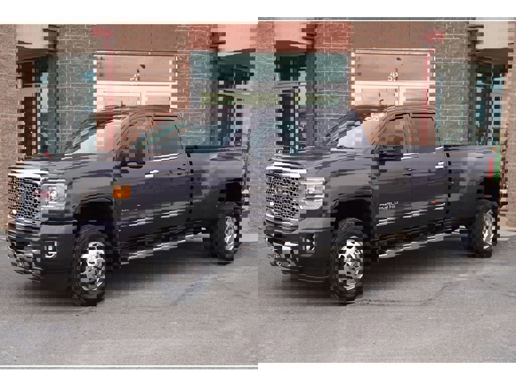 Used 2015 GMC Sierra 3500 Denali w/ Duramax Plus Package image 1