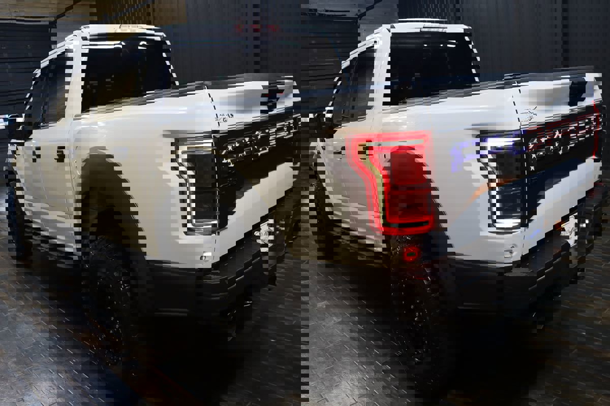 Used 2020 Ford F150 Raptor w/ Equipment Group 801A Mid image 3