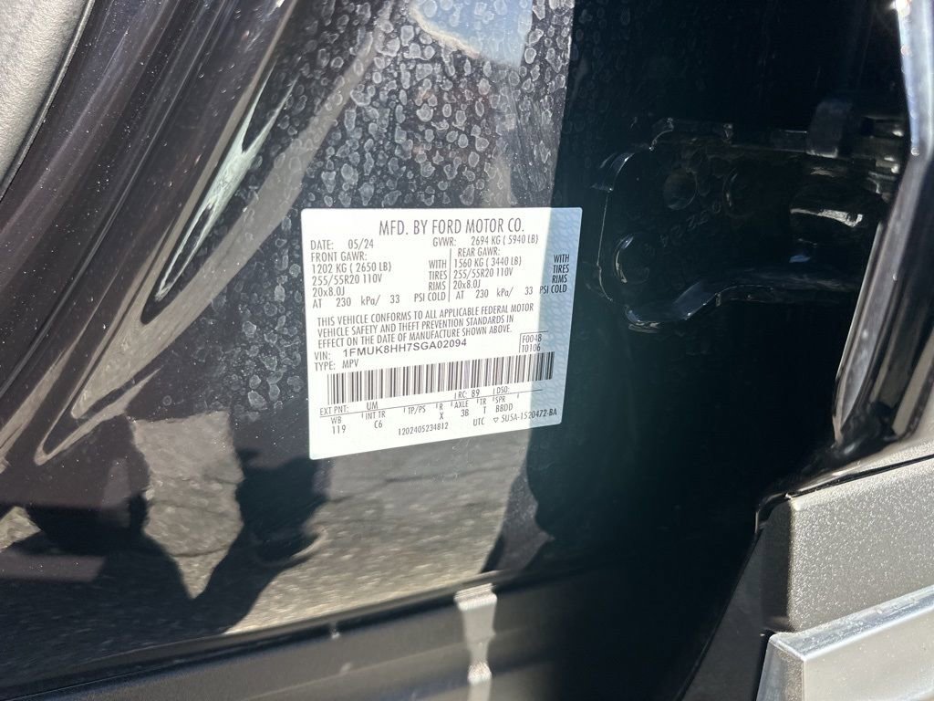 Used 2025 Ford Explorer Platinum image 40