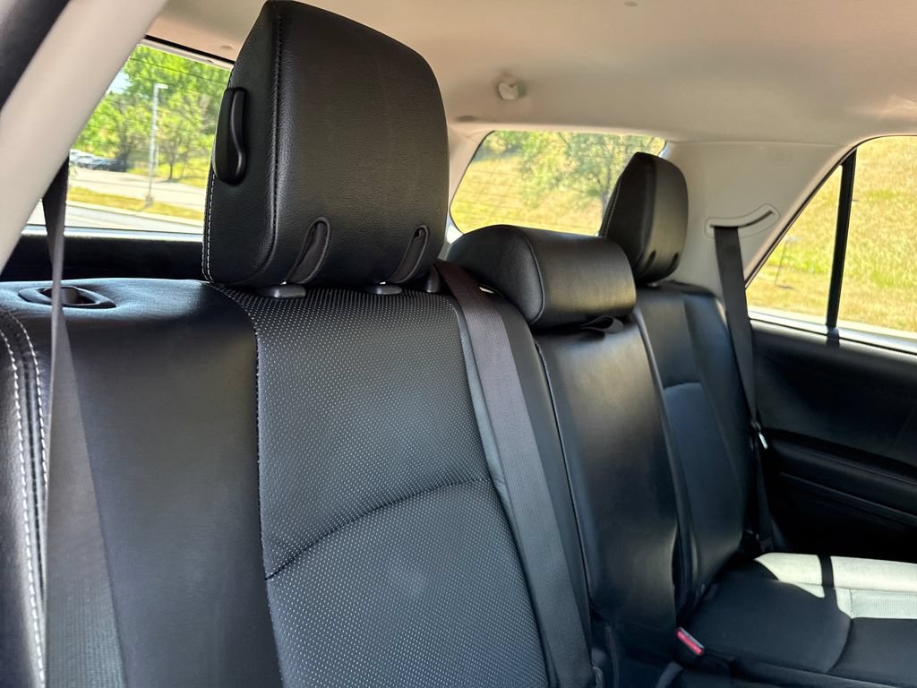 Used 2024 Toyota 4Runner Limited AWD/4WD image 26
