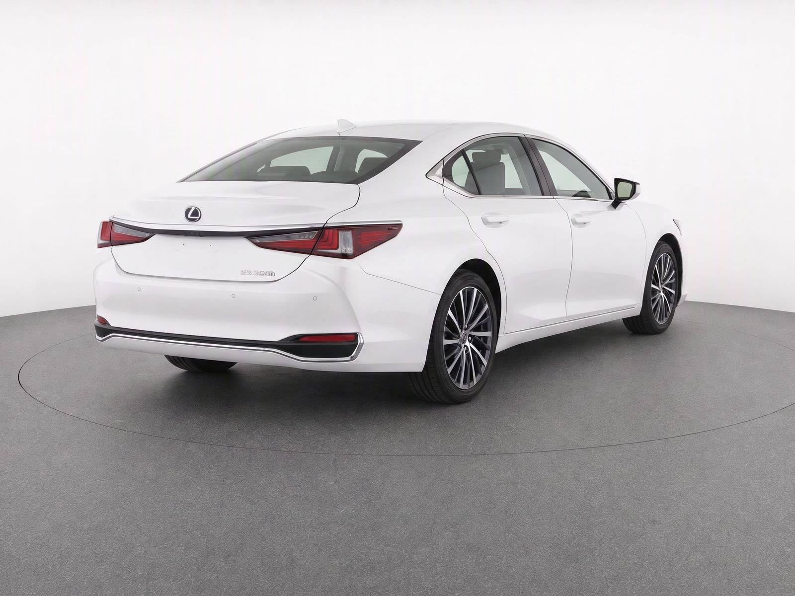 Certified 2025 Lexus ES 300h w/ Premium Package FWD image 3