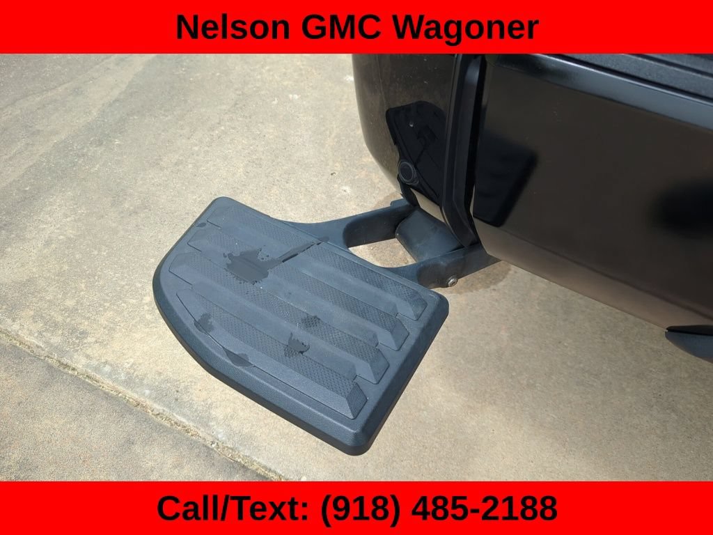 Used 2025 Toyota Tundra Platinum AWD/4WD image 12