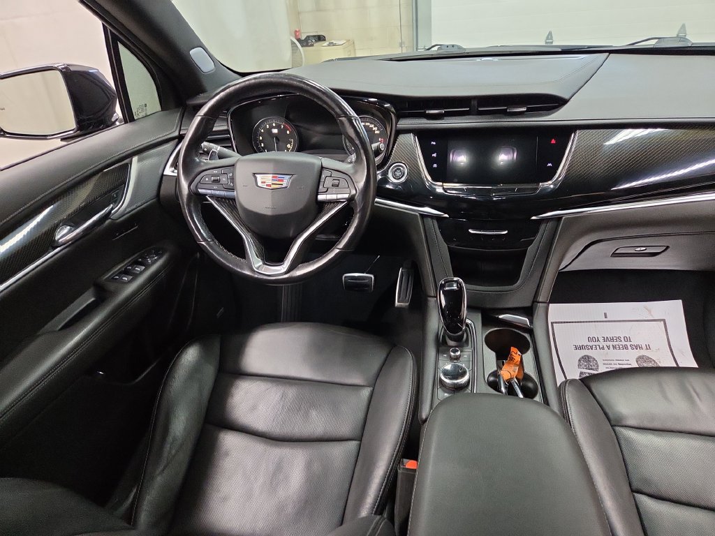 Used 2022 Cadillac XT6 Sport w/ Technology Package AWD/4WD image 14
