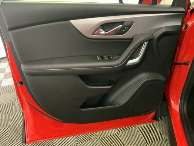 Used 2025 Chevrolet Blazer LT image 18