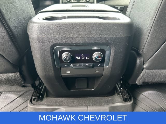 Used 2022 Chevrolet Suburban RST w/ Luxury Package AWD/4WD image 22