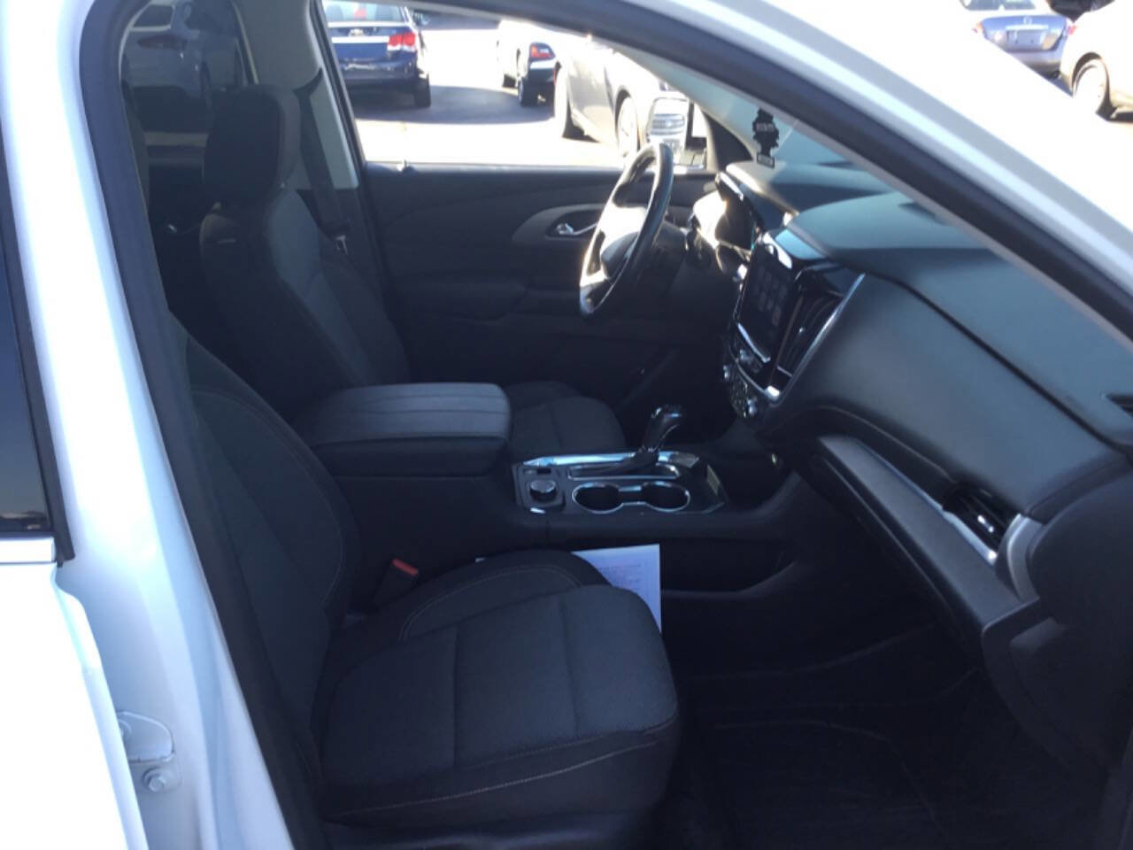 Used 2019 Chevrolet Traverse LT image 11