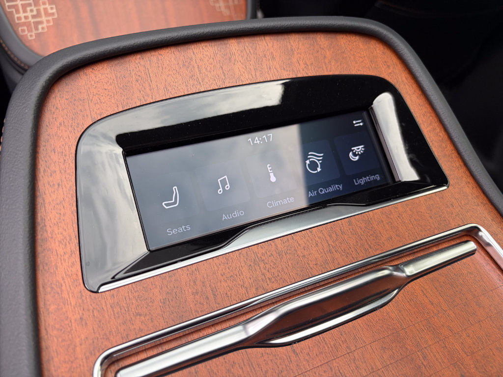New 2027 Lincoln Navigator Black Label AWD/4WD image 72