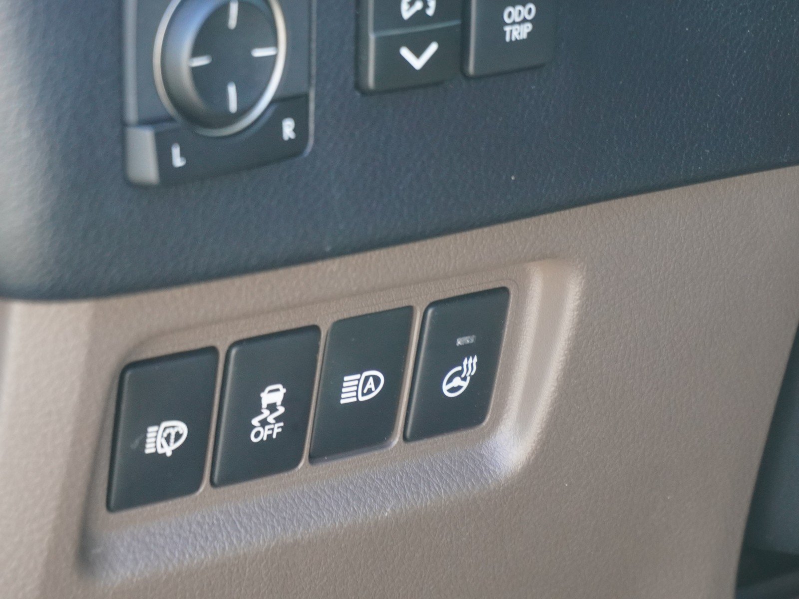 Used 2022 Lexus GX 460 Premium w/ Premium Package AWD/4WD image 21