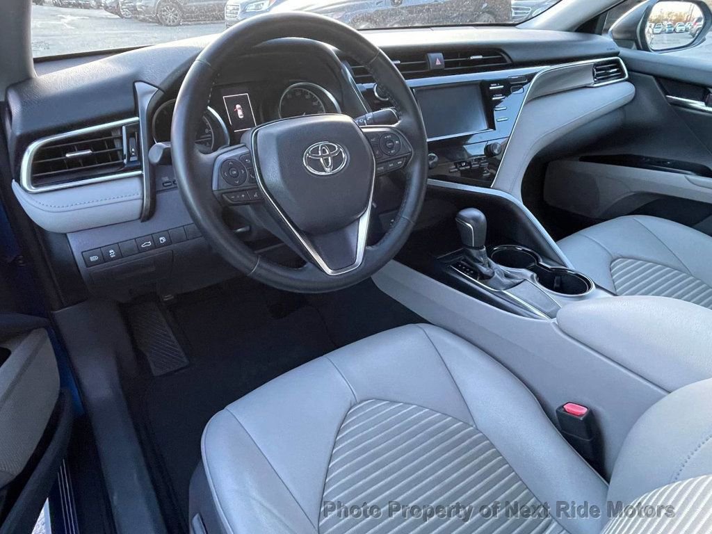 Used 2018 Toyota Camry SE image 21